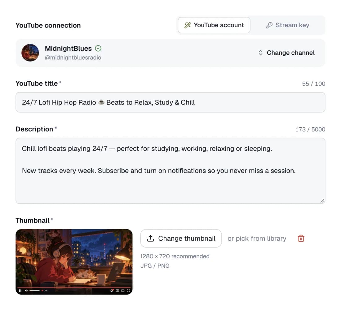 إعدادات البث في StreamHouse مع قناة YouTube مربوطة: عنوان YouTube والوصف والصورة المصغّرة للبث المباشر
